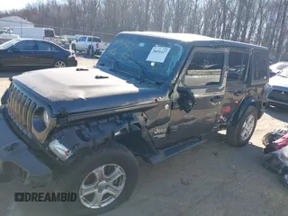2018 Jeep Wrangler Unlimited Sport S с VIN 1C4HJXDG6JW110338, выставлен на аукционе IAAI как лот 39819803 с пробегом 100 514 миль миль и . История ставок и продаж доступна на DreamBid. Изображение 2.