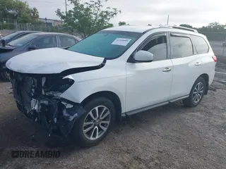 2013 Nissan Pathfinder SV with VIN 5N1AR2MN3DC671772, listed as a IAAI auction lot 41918880 with 116,182 mi miles. Bid and sale history available at carsss.com. Image 18.