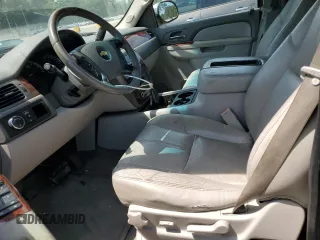 2010 Chevrolet Suburban LT with VIN 1GNUCJE08AR282271, listed as a Copart auction lot 69958304 with 252,836 mi miles and Salvage Title. Bid and sale history available at carsss.com. Image 7.
