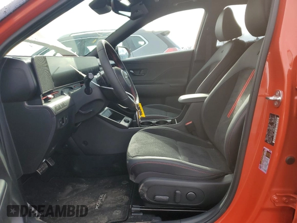 2025 Hyundai Kona Limited with VIN KM8HECA39SU193304, listed as a Copart auction lot 81146144 with 4,411 mi miles and Salvage Title. Bid and sale history available at DreamBid. Image 7.