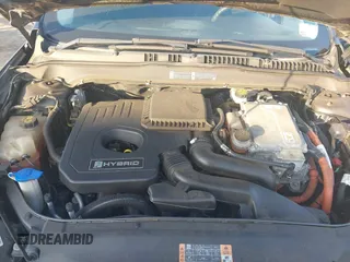 2016 Ford Fusion SE Hybrid с VIN 3FA6P0LU9GR285513, выставлен на аукционе IAAI как лот 42796945 с пробегом 150 697 миль миль и . История ставок и продаж доступна на DreamBid. Изображение 10.