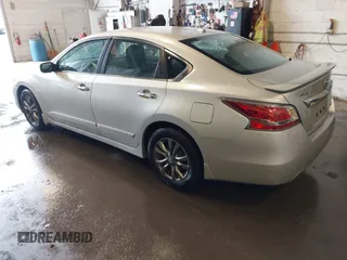 2015 Nissan Altima SL with VIN 1N4AL3AP6FC481510, listed as a IAAI auction lot 42258944 with 184,209 mi miles and . Bid and sale history available at DreamBid. Image 3.
