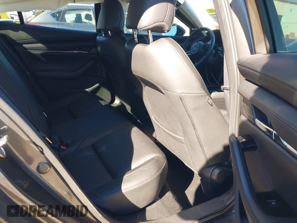 2021 Mazda 3 2.5 Turbo with VIN JM1BPBAY4M1309927, listed as a IAAI auction lot 41367164 with 22,331 mi miles and . Bid and sale history available at DreamBid. Image 8.