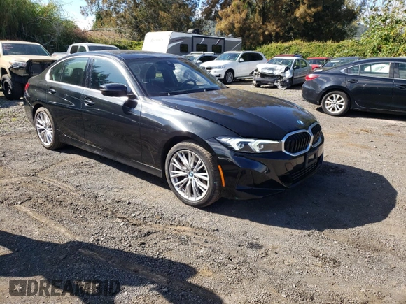 2024 BMW 3 Series 330e with VIN 3MW39FF03R8E39450, listed as a Copart auction lot 85522564 with 16,137 mi miles and Clean Title. Bid and sale history available at carsss.com. Image 4.