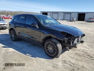 2017 Porsche Cayenne z VIN WP1AA2A25HKA81573, wystawiony jako Copart lot #44946605 z przebiegiem 119 146 mil mil oraz Szkoda całkowita • Salvage title. Historia ofert i sprzedaży dostępna na DreamBid. Obrazek 4.