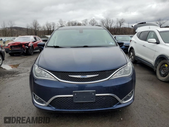 2018 Chrysler Pacifica Touring Plus with VIN 2C4RC1FG1JR178192, listed as a Copart auction lot 49412905 with 38,683 mi miles and Salvage Title. Bid and sale history available at DreamBid. Image 5.
