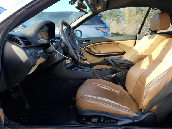 2002 BMW 3 Series 330Ci with VIN WBABS53472JU93846, listed as a Copart auction lot 43951675 with 202,663 mi miles and Clean title. Bid and sale history available at DreamBid. Image 7.