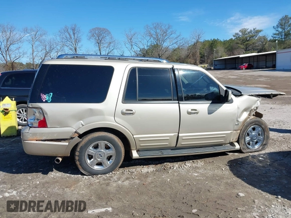 2005 Ford Expedition Limited with VIN 1FMFU19565LA63012, listed as a IAAI auction lot 41370679 with 235,080 mi miles. Bid and sale history available at carsss.com. Image 14.