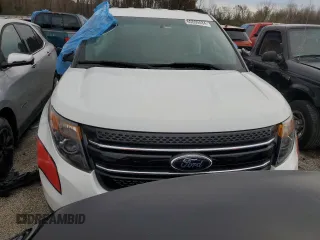 2013 Ford Utility Police Interceptor with VIN 1FM5K8AR0DGA42379, listed as a Copart auction lot 65809484 with 56,955 mi miles and Salvage Title. Bid and sale history available at carsss.com. Image 5.