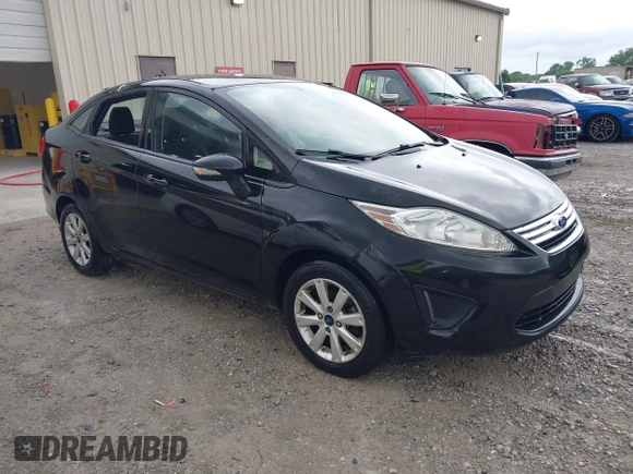 2013 Ford Fiesta SE z VIN 3FADP4BJ6DM218088, wystawiony jako IAAI lot #42319209 z przebiegiem 109 208 mil mil oraz . Historia ofert i sprzedaży dostępna na DreamBid. Obrazek 1.
