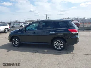 2016 Nissan Pathfinder SL with VIN 5N1AR2MM3GC631221, listed as a IAAI auction lot 41830313 with 166,547 mi miles. Bid and sale history available at carsss.com. Image 14.