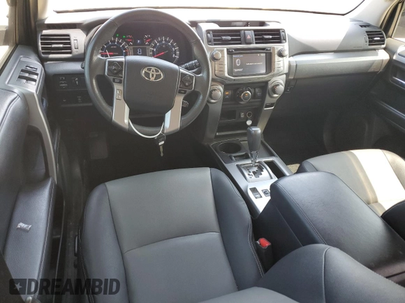 2017 Toyota 4Runner SR5 with VIN JTEZU5JR7H5161686, listed as a Copart auction lot 62565725 with 68,043 mi miles and Salvage title. Bid and sale history available at DreamBid. Image 8.