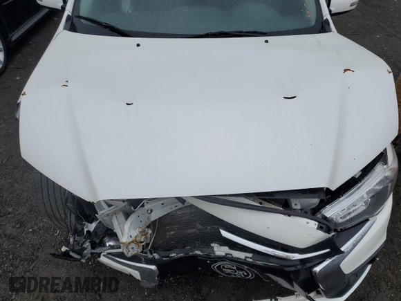 2019 Mitsubishi Outlander ES z VIN JA4AR3AU7KU008518, wystawiony jako Copart lot #58815065 z przebiegiem 82 996 mil mil oraz Czysty tytuł • Clean title. Historia ofert i sprzedaży dostępna na DreamBid. Obrazek 12.