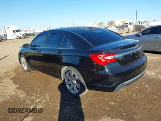 2011 Chrysler 200 Touring with VIN 1C3BC1FG2BN613385, listed as a IAAI auction lot 41381218 with 118,926 mi miles. Bid and sale history available at carsss.com. Image 3.