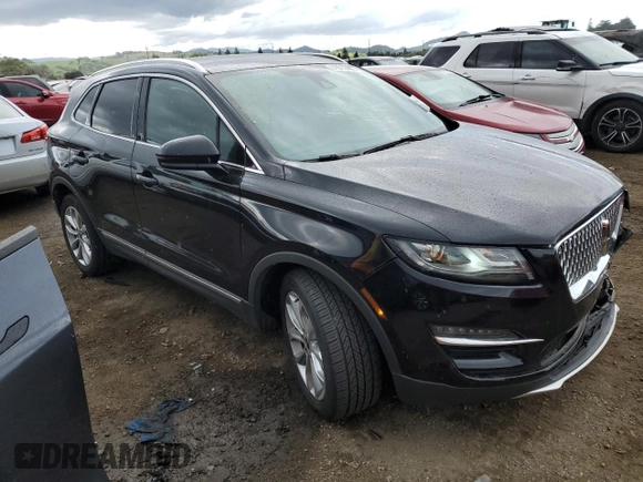 2019 Lincoln MKC Select with VIN 5LMCJ2D92KUL29608, listed as a Copart auction lot 51013465 with 50,595 mi miles and Salvage Title. Bid and sale history available at carsss.com. Image 4.