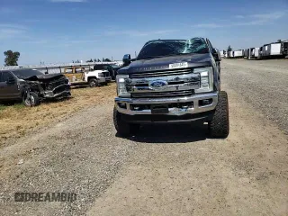 2017 Ford F-350 Platinum z VIN 1FT8W3BT5HEC49712, wystawiony jako Copart lot #58094845 z przebiegiem 91 465 mil mil oraz Szkoda całkowita • Salvage title. Historia ofert i sprzedaży dostępna na DreamBid. Obrazek 14.