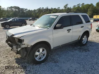 2012 Ford Escape XLT with VIN 1FMCU0D78CKB93821, listed as a Copart auction lot 52915825 with 187,057 mi miles and Salvage Title. Bid and sale history available at carsss.com. Image 1.