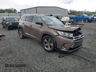 2018 Toyota Highlander Limited z VIN 5TDDZRFH6JS832904, wystawiony jako Copart lot #54109505 z przebiegiem Nie podano mil oraz Nie do naprawy • Non repairable. Historia ofert i sprzedaży dostępna na DreamBid. Obrazek 4.