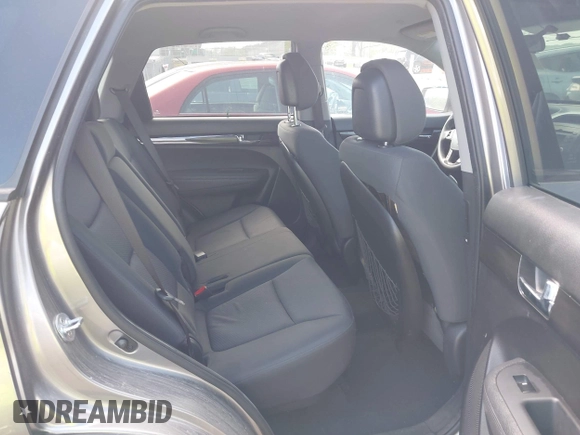 2012 Kia Sorento LX with VIN 5XYKT4A19CG236143, listed as a IAAI auction lot 42027173 with 177,148 mi miles. Bid and sale history available at carsss.com. Image 8.