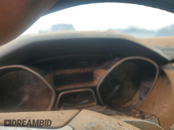 2014 Ford Focus SE with VIN 1FADP3K22EL127373, listed as a Copart auction lot 46043725 with Not Provided miles and Salvage Title. Bid and sale history available at DreamBid. Image 9.