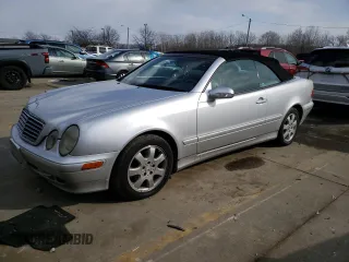 2003 Mercedes-Benz CLK-Class 3.2L with VIN WDBLK65G03T142253, listed as a Copart auction lot 85994904 with 131,898 mi miles and Salvage Title. Bid and sale history available at carsss.com. Image 1.