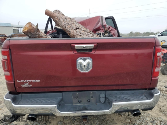 2020 Ram 1500 Limited z VIN 1C6RREHT1LN295438, wystawiony jako Copart lot #79493934 z przebiegiem 75 876 mil mil oraz Szkoda całkowita • Salvage title. Historia ofert i sprzedaży dostępna na DreamBid. Obrazek 6.