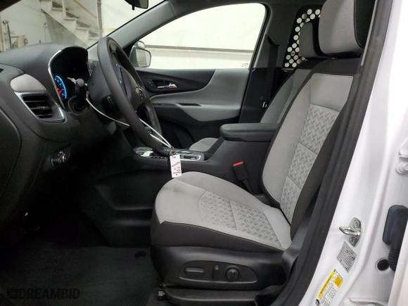 2024 Chevrolet Equinox LT with VIN 3GNAXTEG5RL190313, listed as a Copart auction lot 71371224 with 11,647 mi miles and Non Repairable. Bid and sale history available at carsss.com. Image 7.