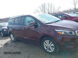 2017 Kia Sedona LX with VIN KNDMB5C19H6284704, listed as a IAAI auction lot 41756190 with 101,488 mi miles. Bid and sale history available at carsss.com. Image 13.