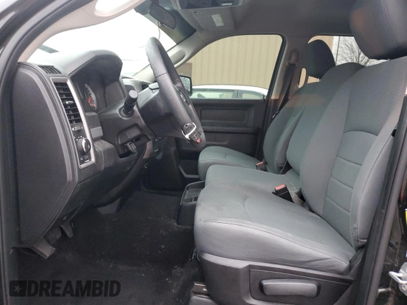 2018 Ram 1500 Express z VIN 3C6RR7KG0JG203510, wystawiony jako Copart lot #85862834 z przebiegiem 122 331 mil mil oraz Szkoda całkowita • Salvage title. Historia ofert i sprzedaży dostępna na DreamBid. Obrazek 7.