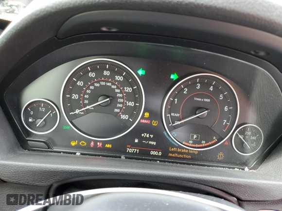 2019 BMW 3 Series 330i xDrive with VIN WBA8Z9C52KB220782, listed as a Copart auction lot 73659394 with 70,771 mi miles and Salvage Title. Bid and sale history available at carsss.com. Image 9.