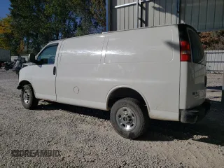 2012 GMC Savana z VIN 1GTZ7TCA6C1159340, wystawiony jako Copart lot #76997884 z przebiegiem 217 598 mil mil oraz Szkoda całkowita • Salvage title. Historia ofert i sprzedaży dostępna na DreamBid. Obrazek 2.