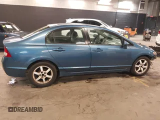 2009 Honda Civic LX z VIN 2HGFA16589H339048, wystawiony jako IAAI lot #42369275 z przebiegiem 131 844 mil mil oraz . Historia ofert i sprzedaży dostępna na DreamBid. Obrazek 14.