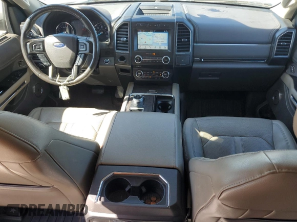 2018 Ford Expedition Max Limited z VIN 1FMJK1KT9JEA06892, wystawiony jako Copart lot #52110875 z przebiegiem 227 807 mil mil oraz Czysty tytuł • Clean title. Historia ofert i sprzedaży dostępna na DreamBid. Obrazek 8.