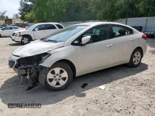 2015 Kia Forte LX with VIN KNAFK4A68F5296702, listed as a Copart auction lot 54503575 with 122,148 mi miles and Clean Title. Bid and sale history available at carsss.com. Image 1.