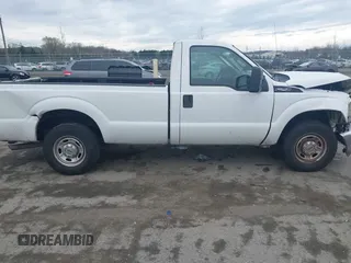 2012 Ford F-250 XL z VIN 1FTBF2A67CEB04806, wystawiony jako IAAI lot #41853164 z przebiegiem 120 875 mil mil oraz . Historia ofert i sprzedaży dostępna na DreamBid. Obrazek 13.