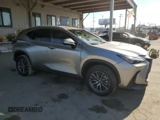 2023 Lexus NX 250 с VIN 2T2ADCAZ8PC003490, выставлен на аукционе Copart как лот 82197104 с пробегом 5 449 миль миль и Списание • Salvage title. История ставок и продаж доступна на DreamBid. Изображение 4.