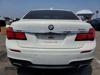 2013 BMW 7 Series 740i with VIN WBAYA6C5XDC995172, listed as a Copart auction lot 60288685 with 28,144 mi miles and Salvage title. Bid and sale history available at DreamBid. Image 6.