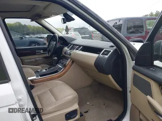 2011 Land Rover Range Rover Sport HSE with VIN SALSF2D45BA291634, listed as a IAAI auction lot 42191932 with 160,198 mi miles and . Bid and sale history available at DreamBid. Image 5.