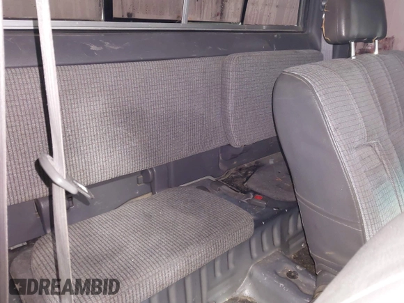 1991 Toyota Pickup с VIN JT4RN13P0M6028973, выставлен на аукционе IAAI как лот 41851906 с пробегом 197 566 миль миль и . История ставок и продаж доступна на DreamBid. Изображение 8.