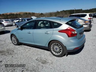 2014 Ford Focus Electric with VIN 1FADP3R40EL259832, listed as a Copart auction lot 49326015 with 58,774 mi miles and Clean title. Bid and sale history available at DreamBid. Image 2.