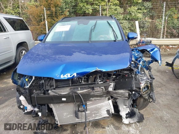 2024 Kia Sportage SX-Prestige with VIN 5XYK53DF5RG227234, listed as a IAAI auction lot 41224211 with 7,155 mi miles and . Bid and sale history available at DreamBid. Image 11.