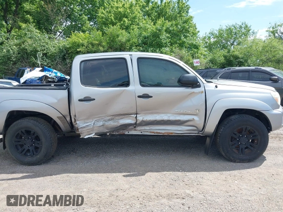 2015 Toyota Tacoma PreRunner with VIN 3TMJU4GN9FM179890, listed as a IAAI auction lot 42225923 with 160,000 mi miles and . Bid and sale history available at DreamBid. Image 13.