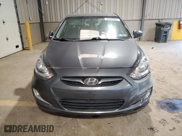 2012 Hyundai Accent GLS z VIN KMHCU4AE9CU186858, wystawiony jako Copart lot #59918965 z przebiegiem 83 592 mil mil oraz Czysty tytuł • Clean title. Historia ofert i sprzedaży dostępna na DreamBid. Obrazek 5.