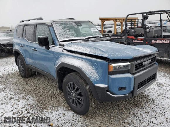 2025 Toyota Land Cruiser 1958 Edition z VIN JTEABFAJ3SK028208, wystawiony jako Copart lot #44599365 z przebiegiem 1 873 mil mil oraz Szkoda całkowita • Salvage title. Historia ofert i sprzedaży dostępna na DreamBid. Obrazek 4.