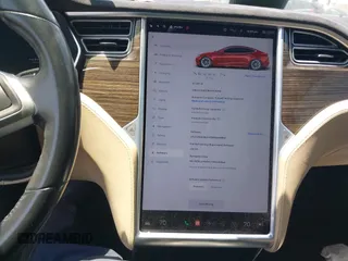 2017 Tesla Model S 60 z VIN 5YJSA1E18HF178698, wystawiony jako IAAI lot #42627397 z przebiegiem 87 301 mil mil oraz . Historia ofert i sprzedaży dostępna na DreamBid. Obrazek 18.