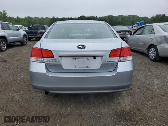 2012 Subaru Legacy Premium z VIN 4S3BMBB67C3031789, wystawiony jako Copart lot #60174345 z przebiegiem 105 468 mil mil oraz Czysty tytuł • Clean title. Historia ofert i sprzedaży dostępna na DreamBid. Obrazek 6.