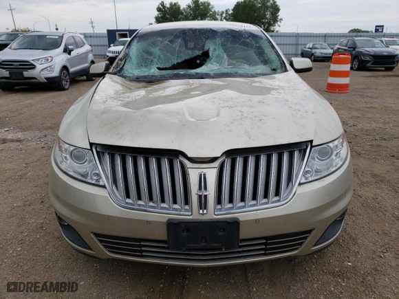 2010 Lincoln MKS with VIN 1LNHL9DR3AG613774, listed as a Copart auction lot 68419174 with 191,244 mi miles and Salvage Title. Bid and sale history available at carsss.com. Image 5.