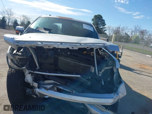 2012 Ford F-150 XL with VIN 1FTFX1ET0CFB50559, listed as a IAAI auction lot 41899090 with 215,687 mi miles. Bid and sale history available at carsss.com. Image 6.