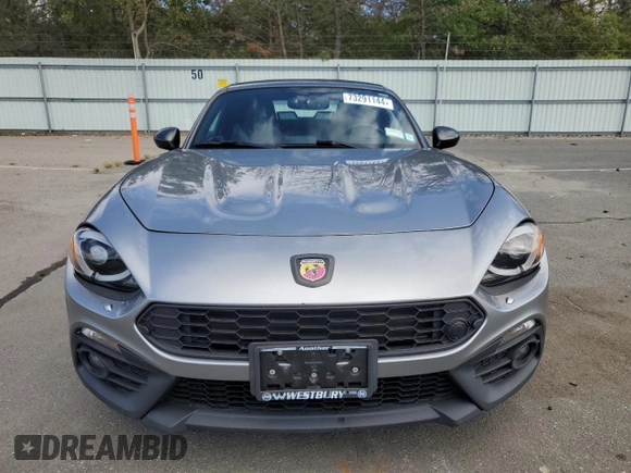2017 FIAT 124 Spider Elaborazione Abarth z VIN JC1NFAEK6H0125940, wystawiony jako Copart lot #73291144 z przebiegiem 40 492 mil mil oraz Szkoda całkowita • Salvage title. Historia ofert i sprzedaży dostępna na DreamBid. Obrazek 5.