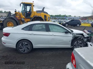 2020 Volkswagen Jetta SEL with VIN 3VWEB7BU9LM013708, listed as a IAAI auction lot 42310338 with 43,259 mi miles and . Bid and sale history available at DreamBid. Image 13.